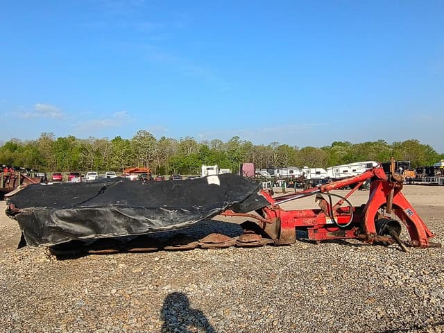 Image of New Holland 616 equipment image 4