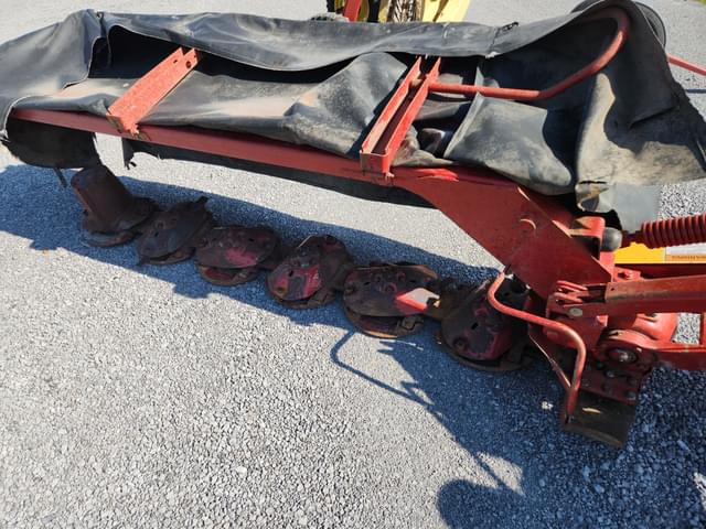 Image of New Holland 616 equipment image 4