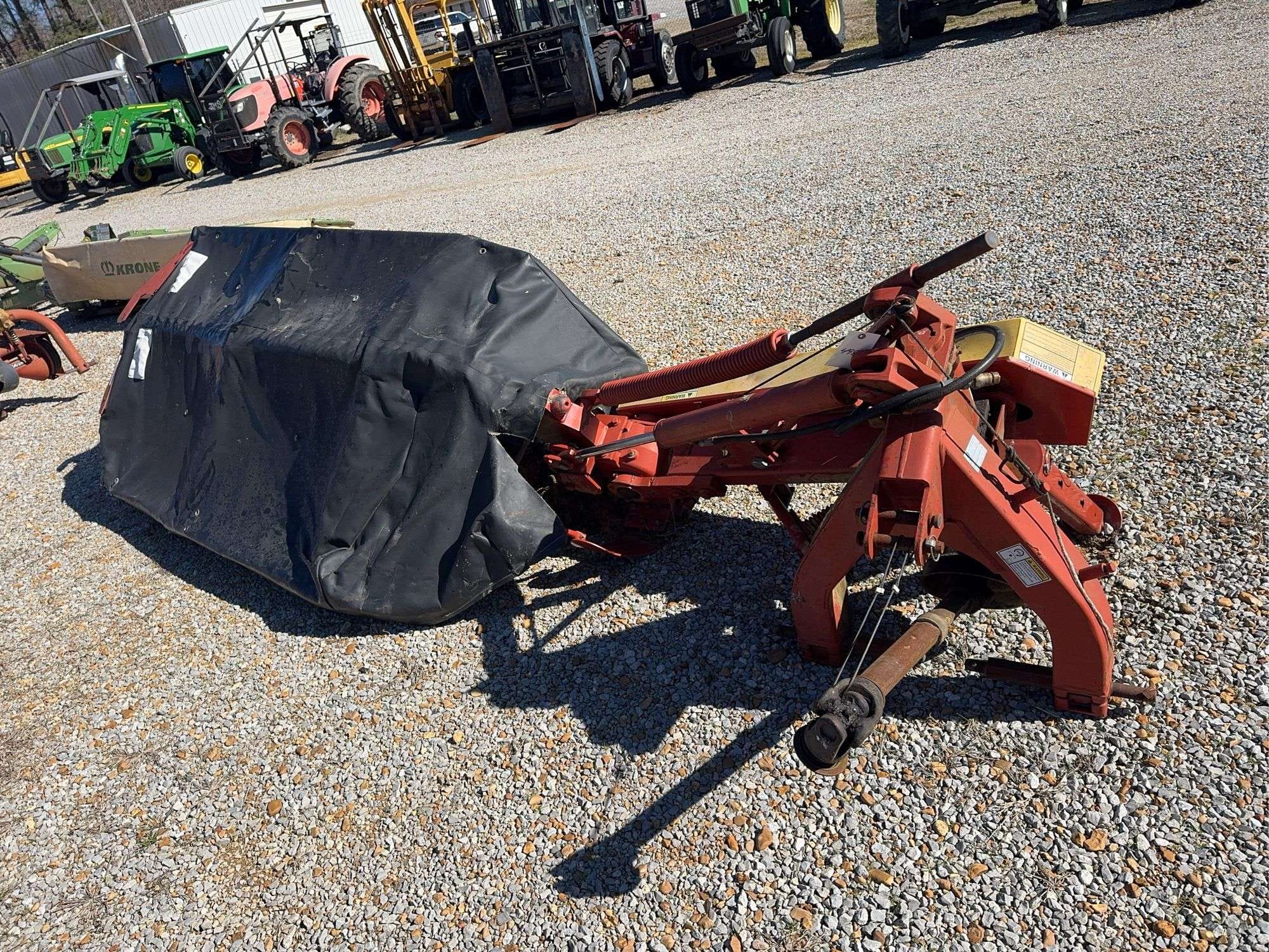 New Holland 616 Equipment Image0