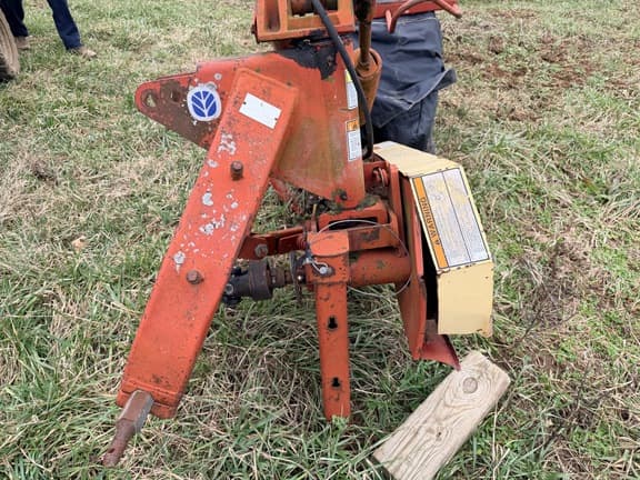 Image of New Holland 617 equipment image 3