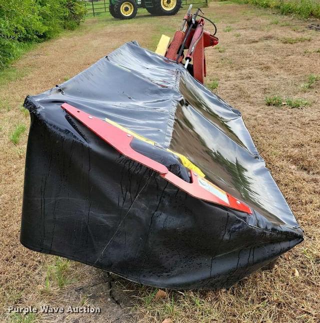 Image of New Holland 617 equipment image 3