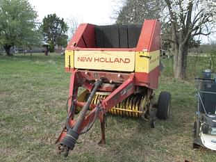 New Holland 630 Equipment Image0