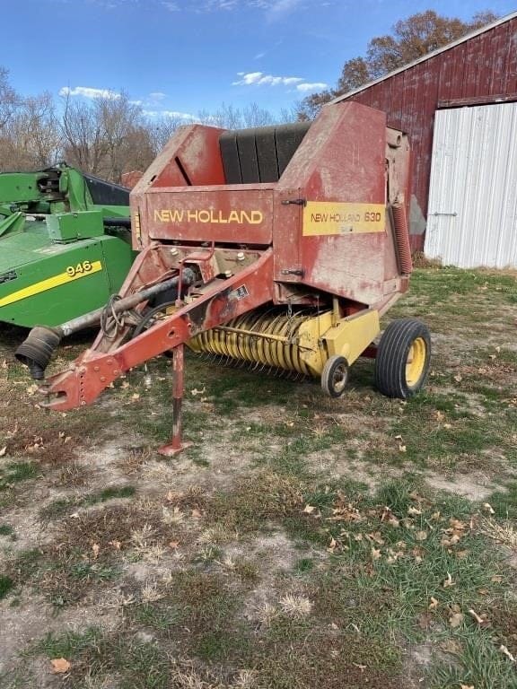 New Holland 630 Equipment Image0