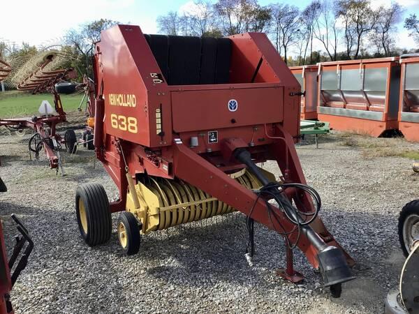 Image of New Holland 638 equipment image 1