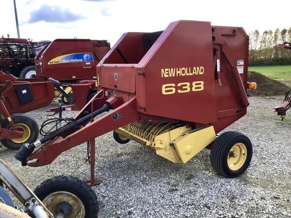 New Holland 638 Equipment Image0