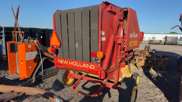 Image of New Holland 638 equipment image 4