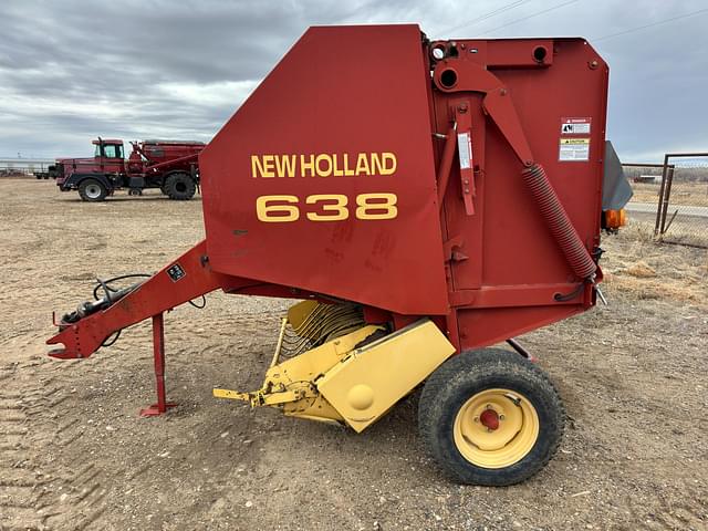 Image of New Holland 638 equipment image 1