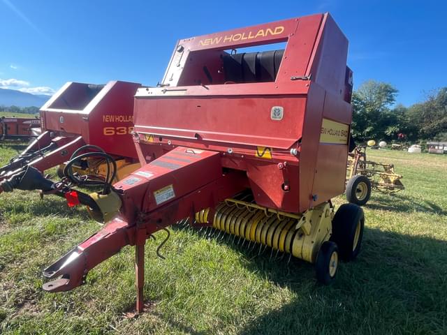 Image of New Holland 640 equipment image 2