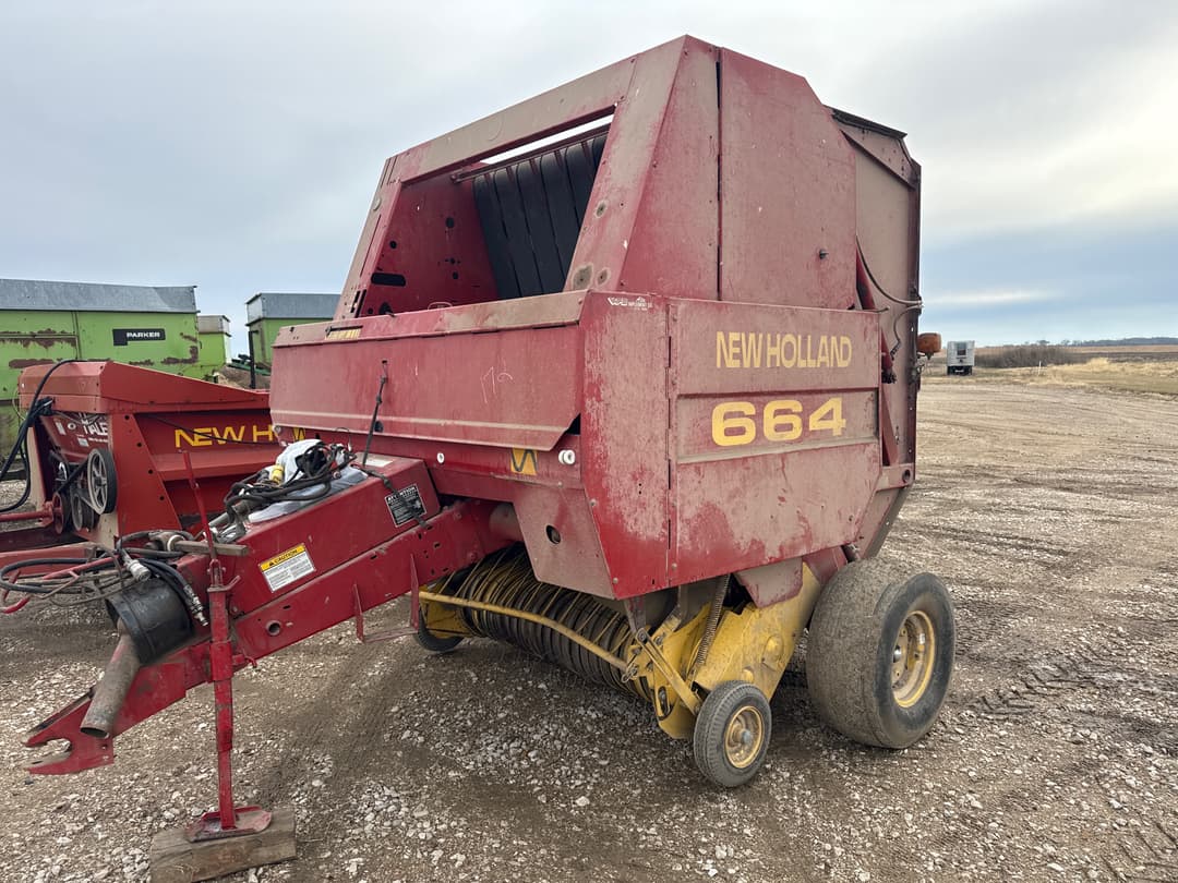 Image of New Holland 644 Primary image