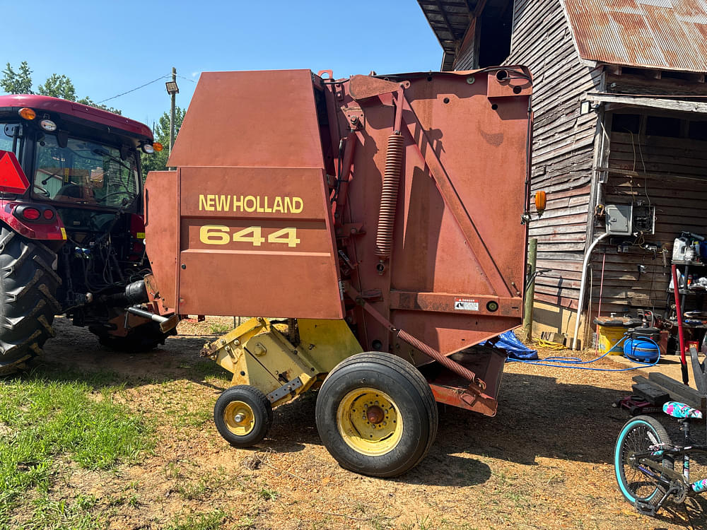 Image of New Holland 644 Primary image