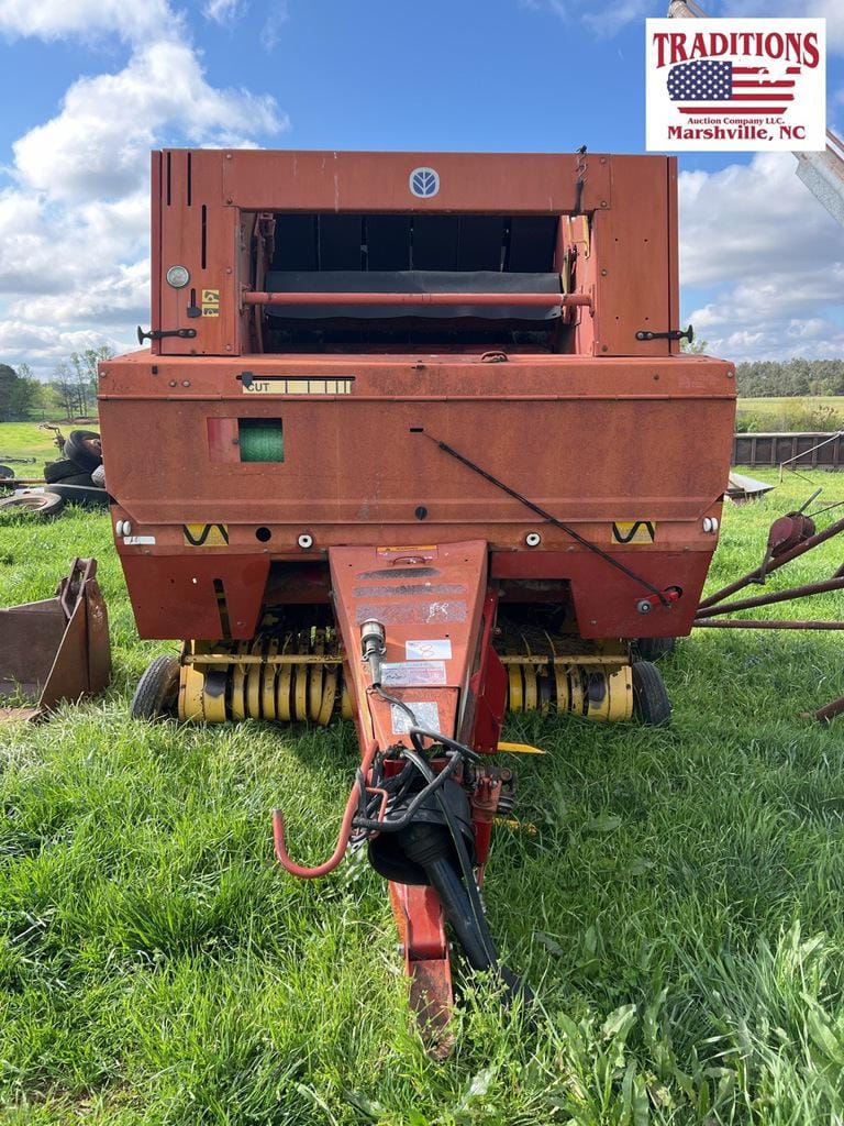 Main image New Holland 644