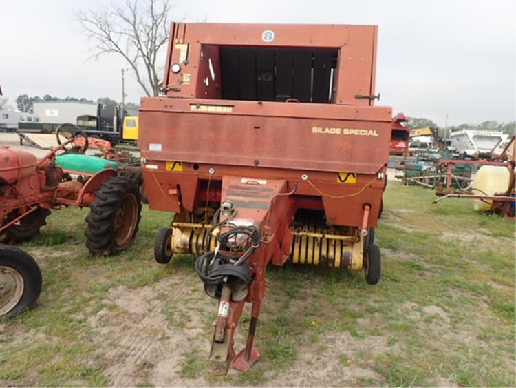New Holland 644 Hay and Forage Balers Round for Sale Tractor Zoom