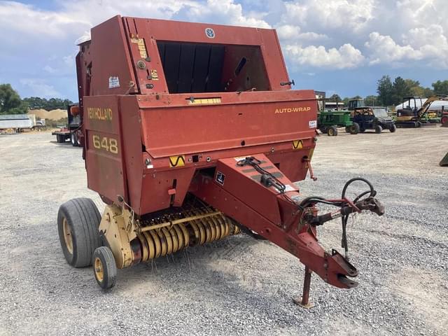 Image of New Holland 648 equipment image 4