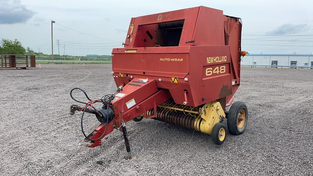 Image of New Holland 648 Primary image