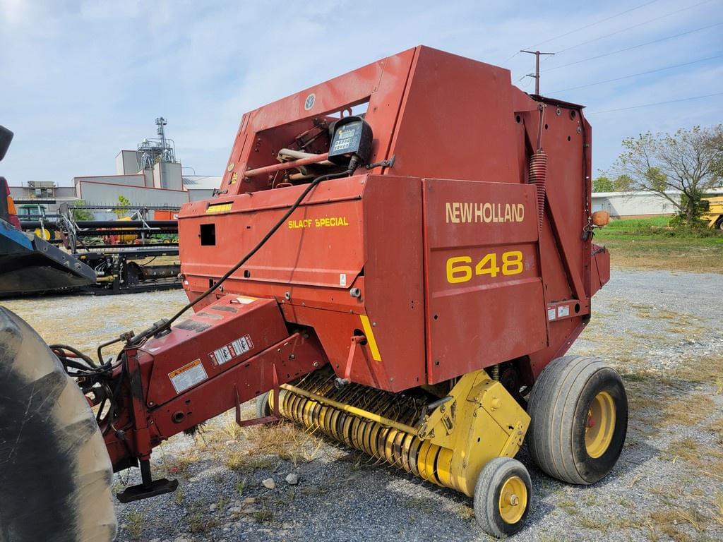 Image of New Holland 648 Primary image