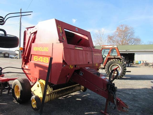 Image of New Holland 648 equipment image 1