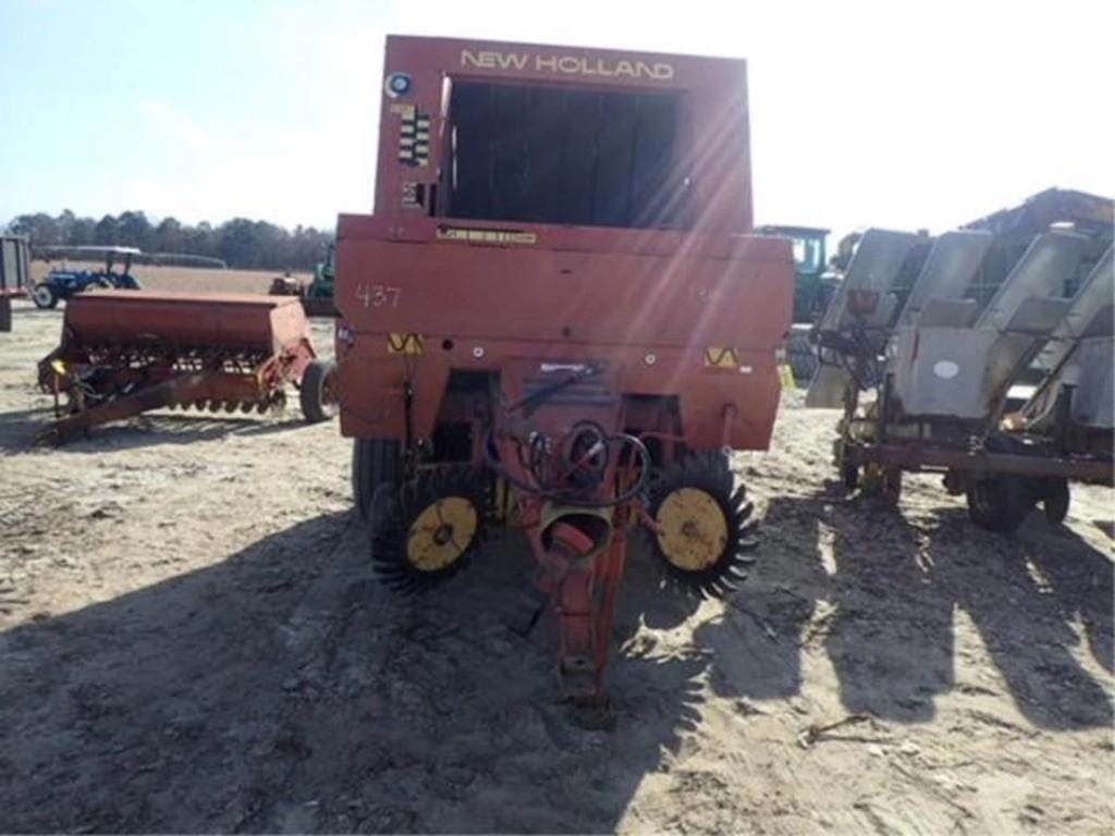 Main image New Holland 650