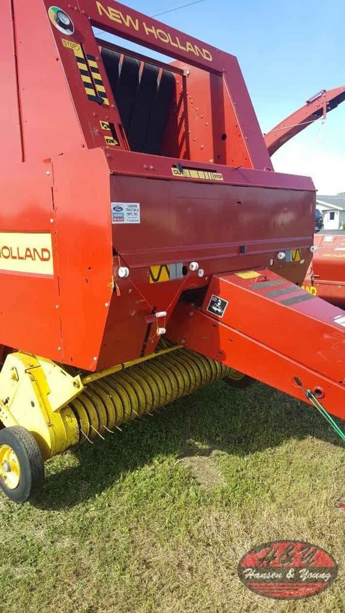 New Holland 650 Equipment Image0