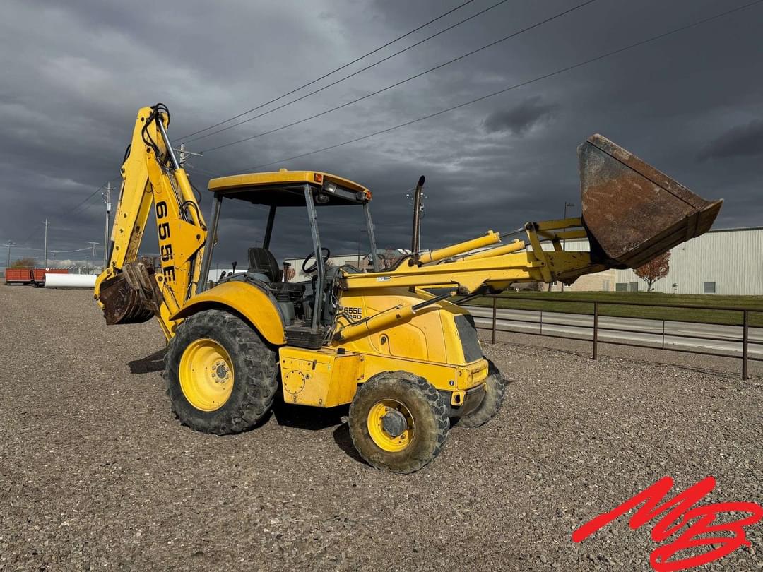 Image of New Holland 655E Primary image