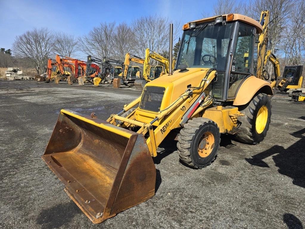 New Holland 655E Equipment Image0