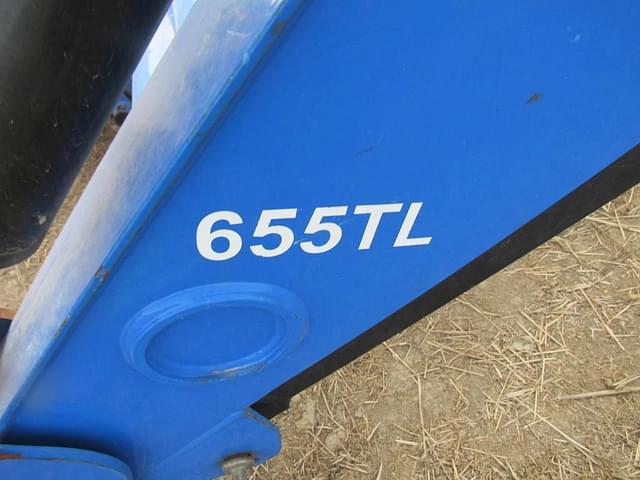 Image of New Holland 655TL equipment image 2