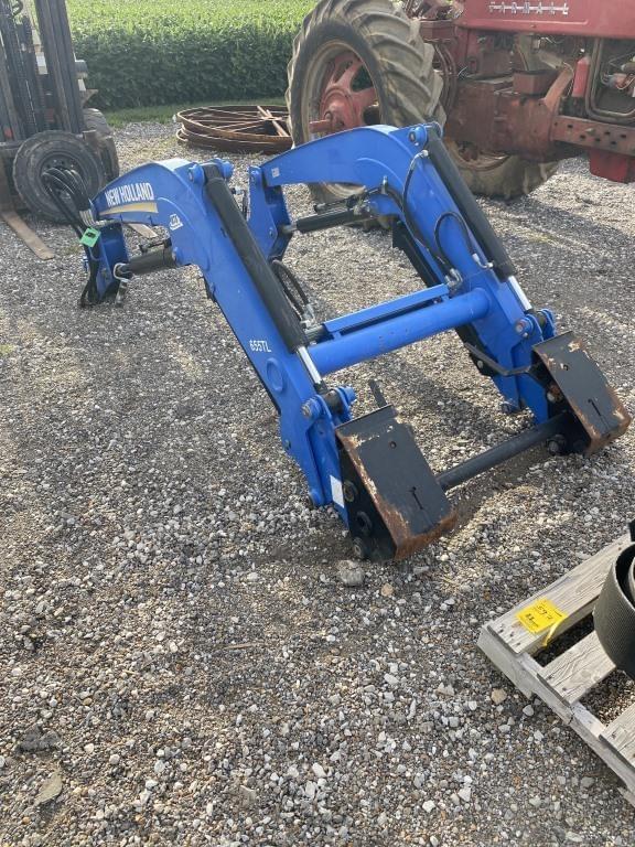 Image of New Holland 655TL Image 0