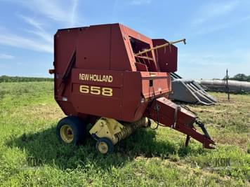 Main image New Holland 658