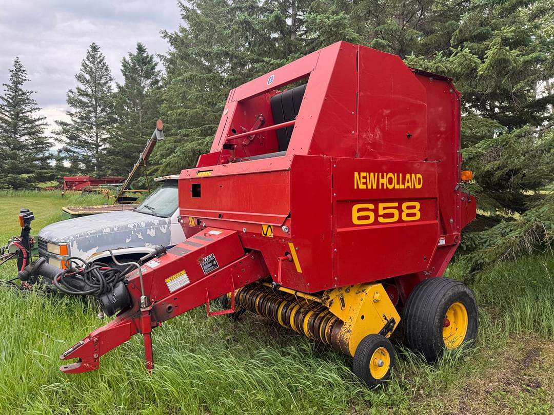 Image of New Holland 658 Primary image