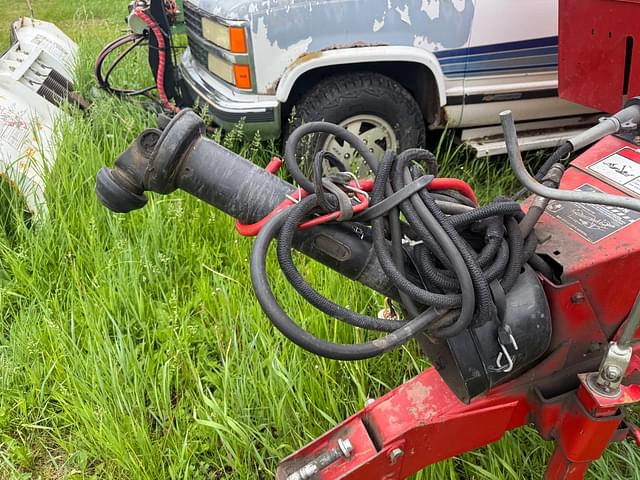 Image of New Holland 658 equipment image 4