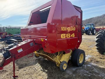 Main image New Holland 664