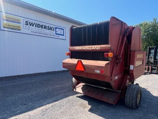 Image of New Holland 664 equipment image 2