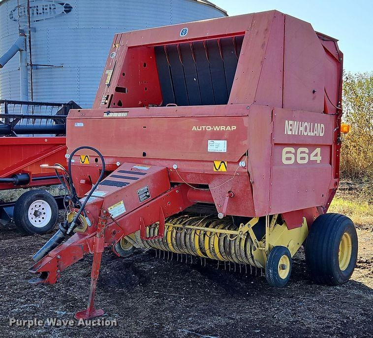 Main image New Holland 664