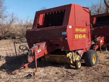 Main image New Holland 664