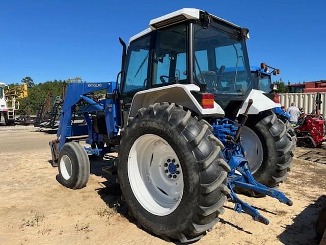 Image of New Holland 6640 equipment image 3