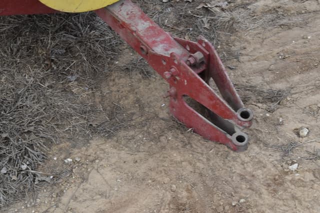 Image of New Holland Hayliner 67 equipment image 4