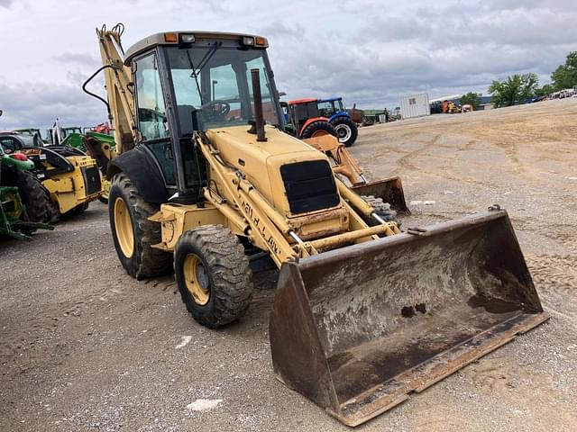 Image of New Holland 675E equipment image 1