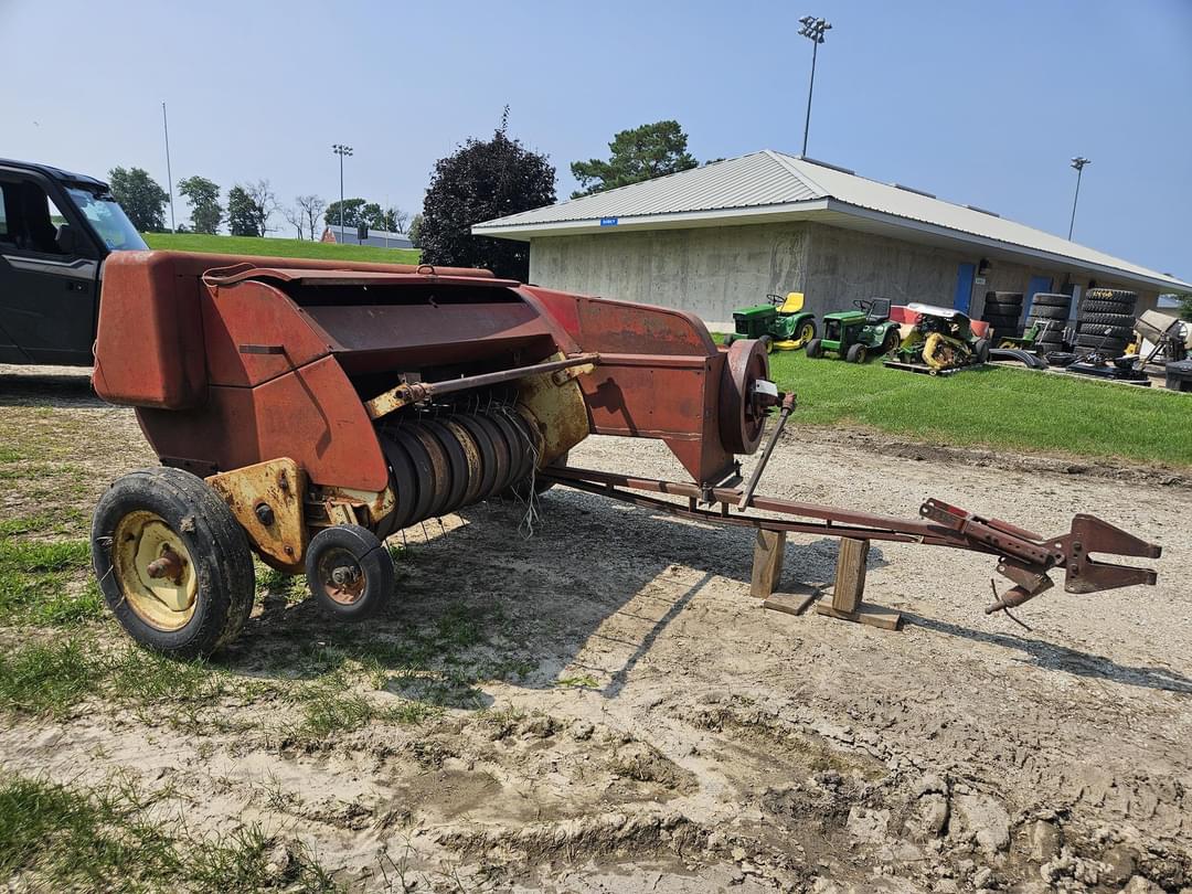 Image of New Holland 68 Primary image