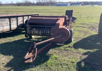 Main image New Holland 68