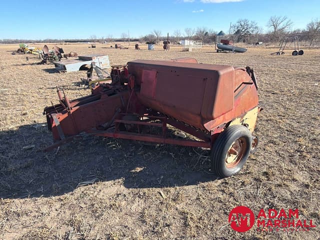 Image of New Holland 68 equipment image 4