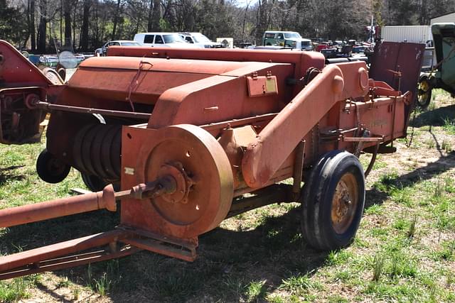 Image of New Holland 68 equipment image 2