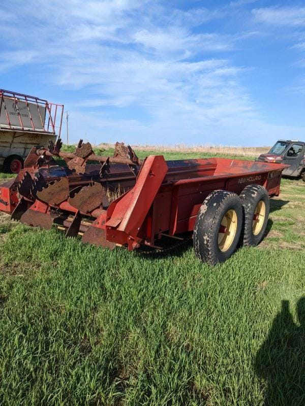 Main image New Holland 680