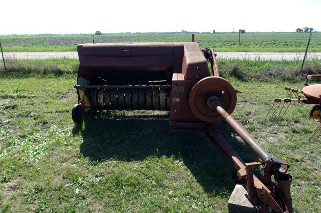 Main image New Holland 69