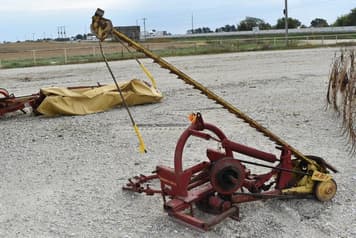 Main image New Holland 451