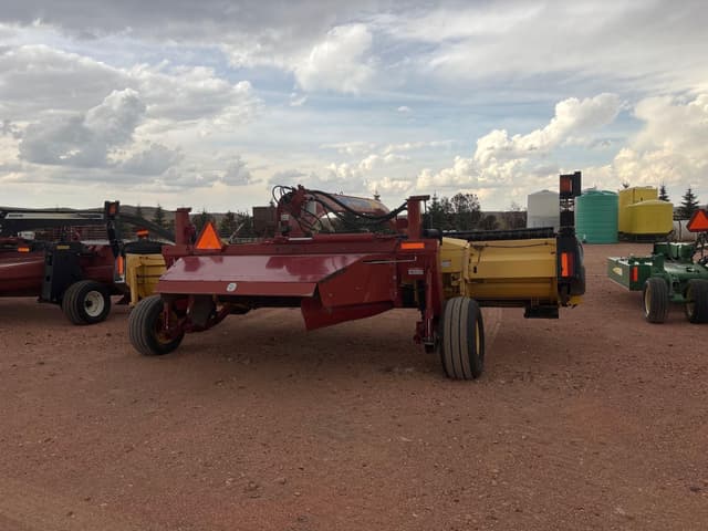 Image of New Holland H7150 equipment image 4