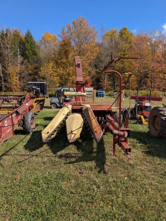 New Holland 718 Equipment Image0
