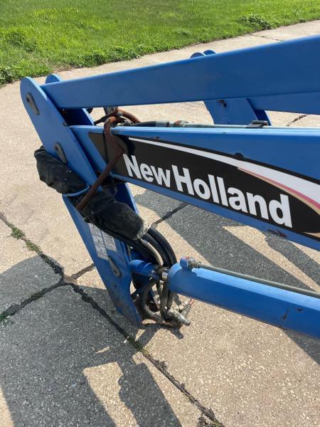 Image of New Holland 72LB equipment image 3