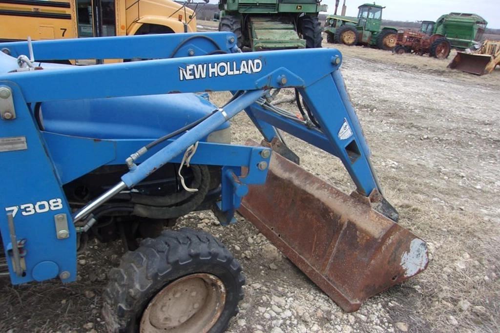 Image of New Holland 7308 Image 0