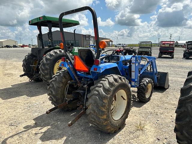 Image of New Holland TC30 equipment image 2