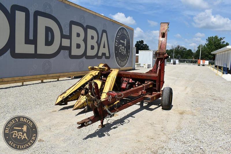 Image of New Holland 770 Primary image