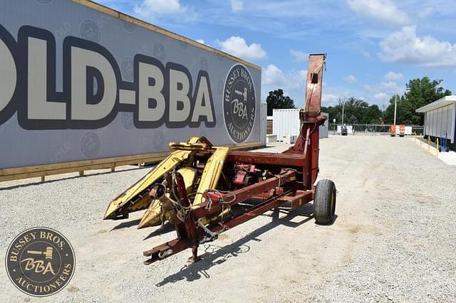 Image of New Holland 770 equipment image 1